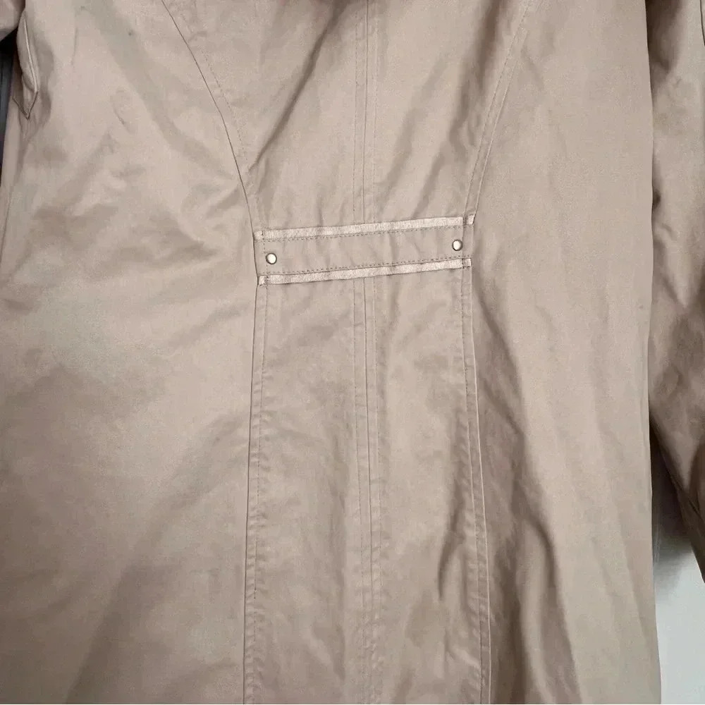 Cole Haan Women’s Beige/Tan Packable Hooded Rain Jacket - XS - Picture 14 of 15